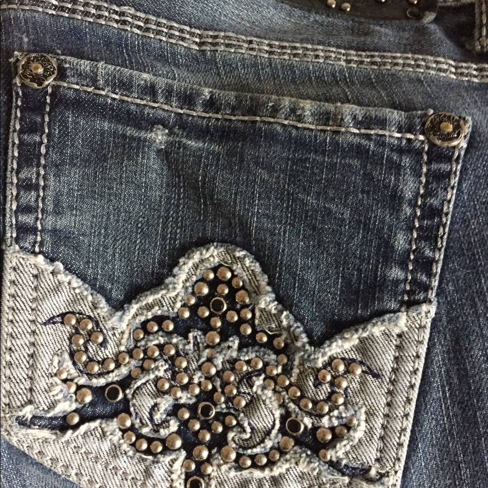 Jeans - Picture 2 of 6